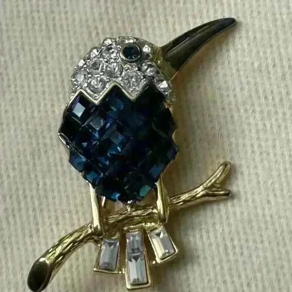 Crystal bird brooch - Picture 1 of 8